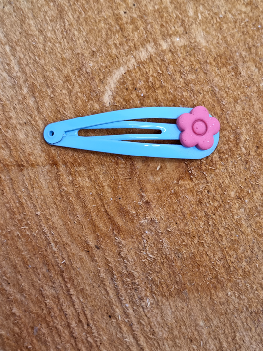 Blue Hairclip featuring a Pink Flower Power with a Spark of Glitter